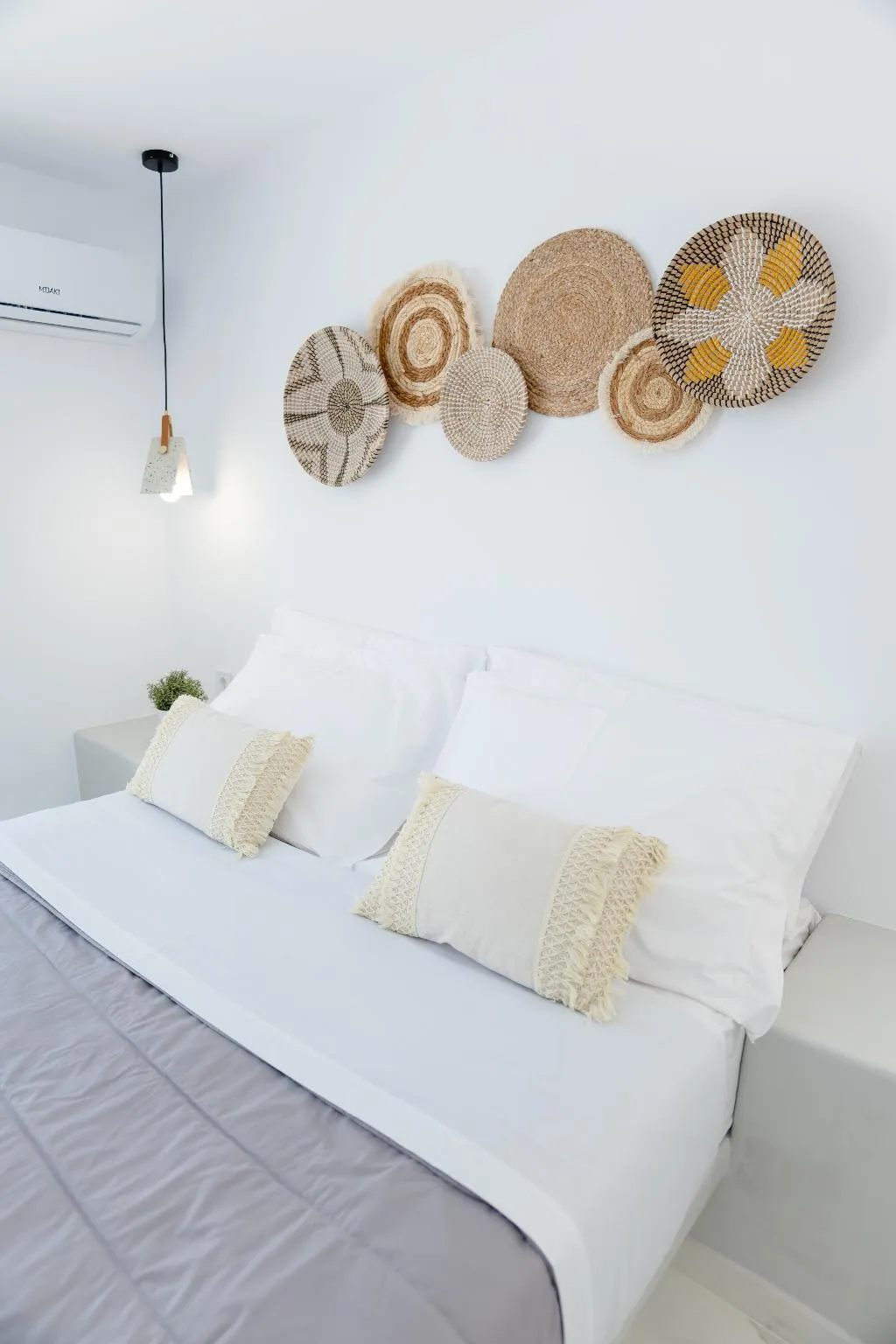 SUITE TWO BEDROOMS TWO BATHROOMS Room, Kýma Perissa, Santorini