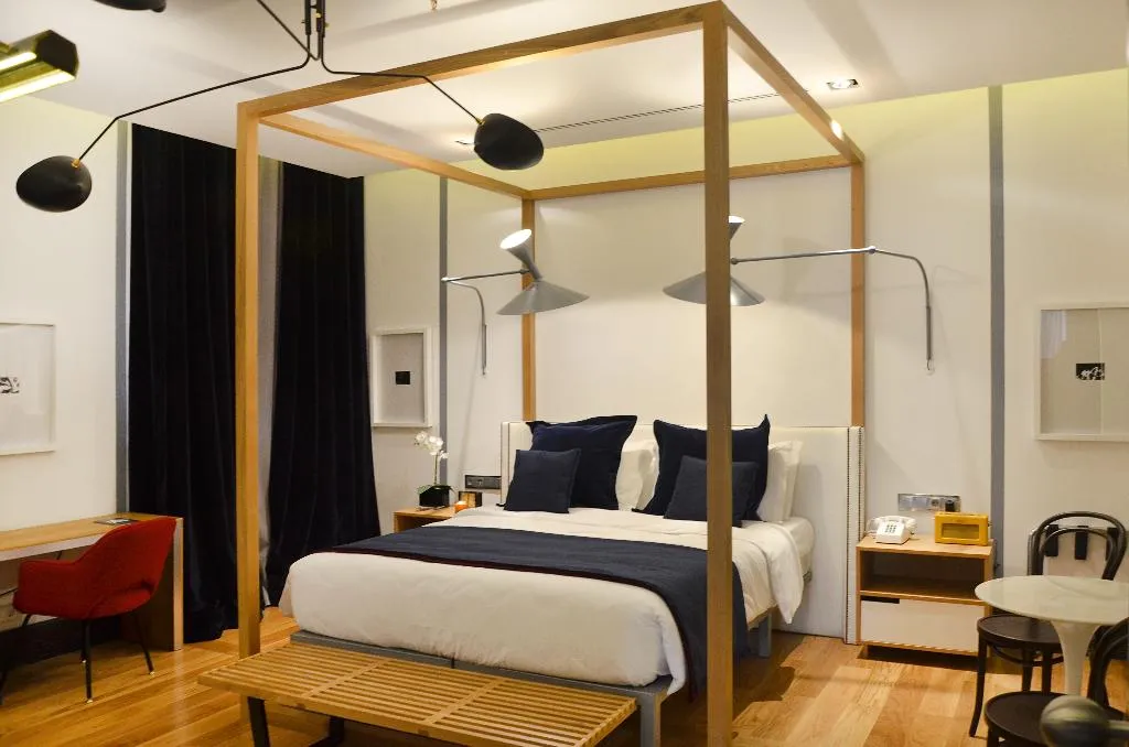 JUNIOR SUITE STANDARD Room, Browns Central Hotel, Lisbon
