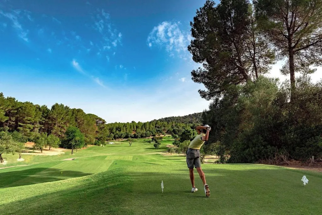 Sports and Entertainment, The St. Regis Mardavall Resort, Majorca
