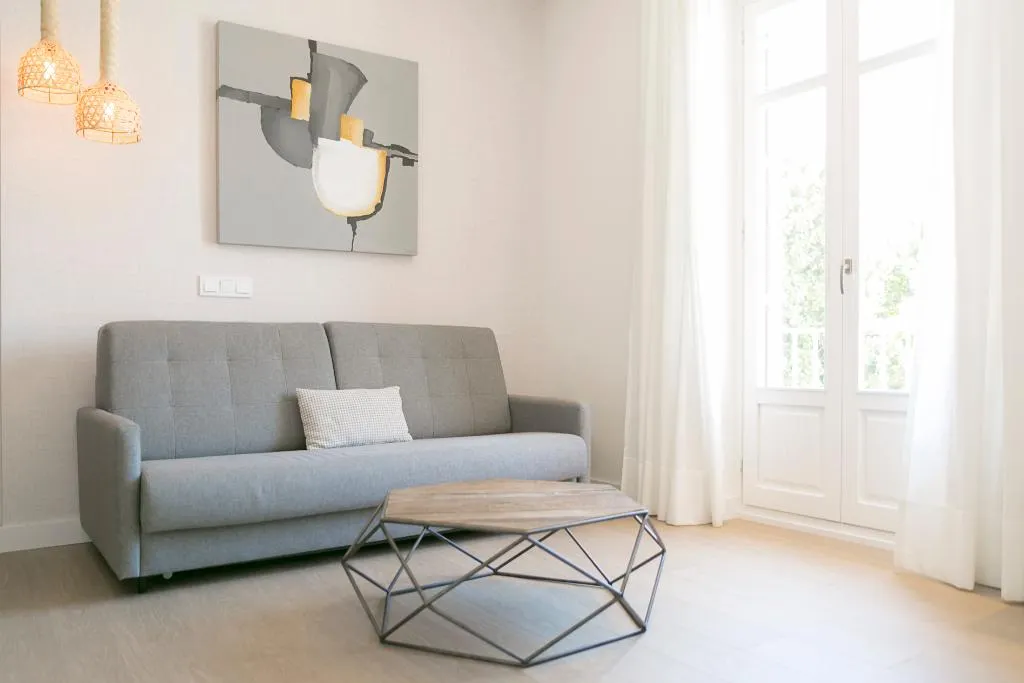 APARTMENT SUPERIOR CAPACITY 2 Room, Teatro Romano 4 & 5, Costa Del Sol