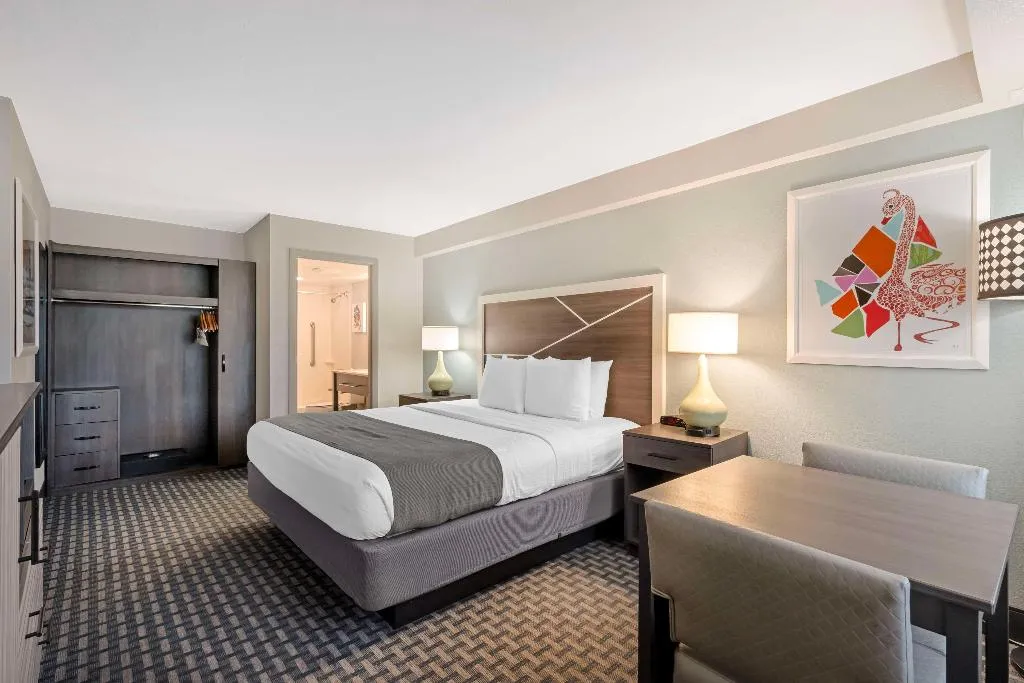 DOUBLE CITY VIEW Room, BEST WESTERN Daytona Inn Seabreeze, Orlando