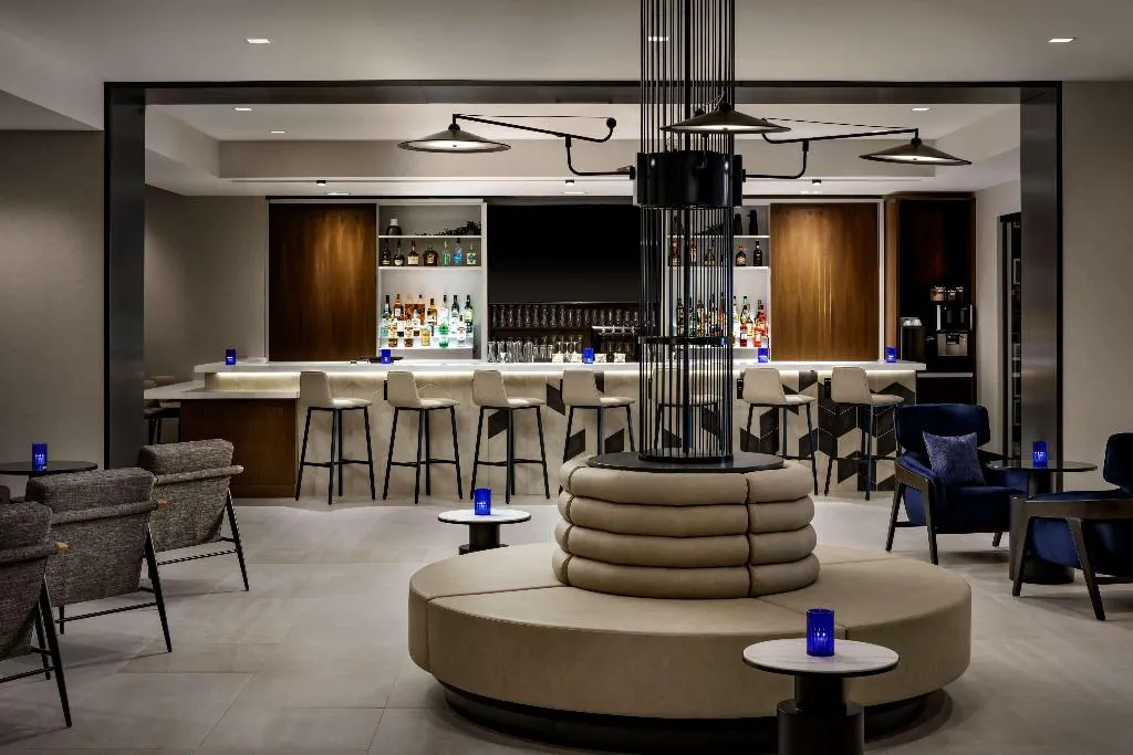 Bar, Hyatt Place Montreal - Downtown, Montreal