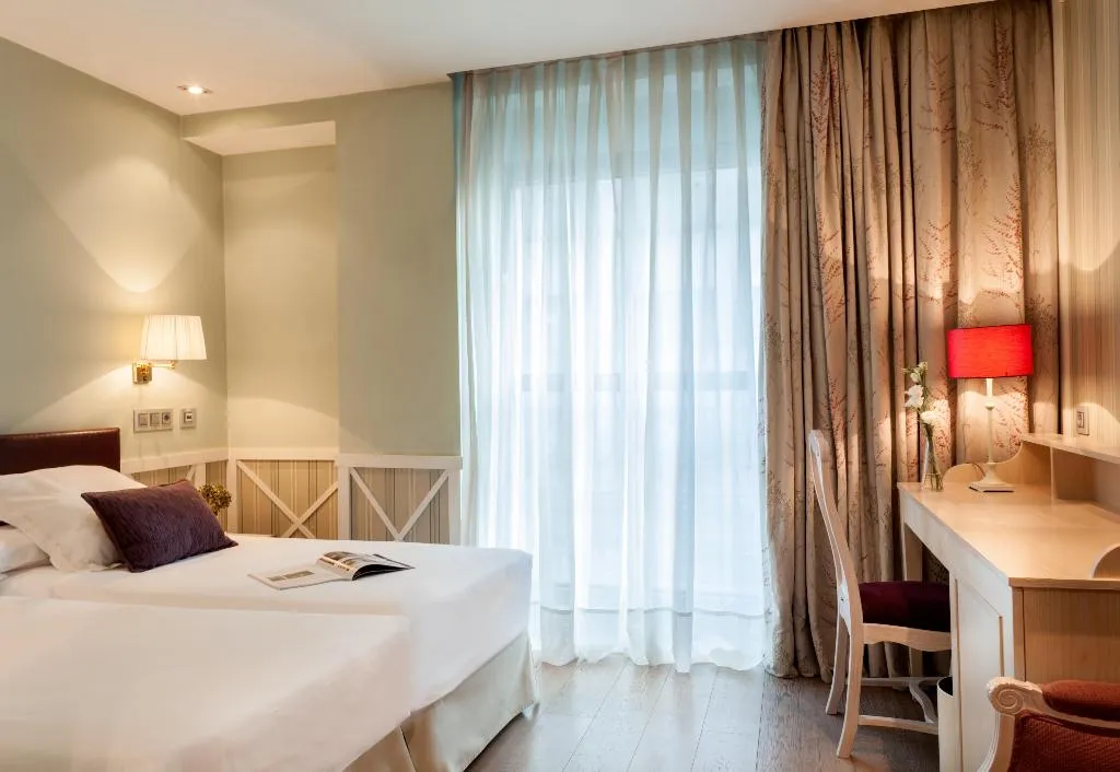 DOUBLE STANDARD Room, Inhala Hotel Garden, Madrid