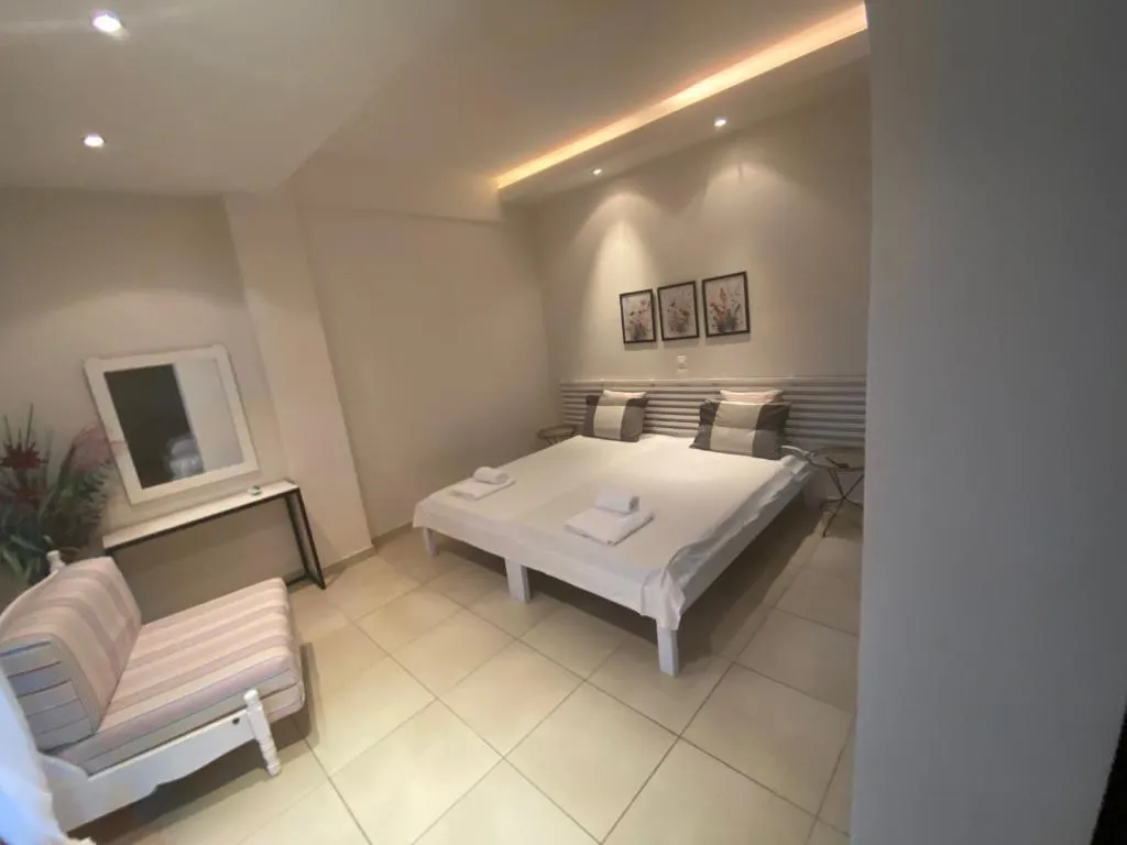 STUDIO STANDARD Room, Klio Apartments And Studios, Thessaloniki