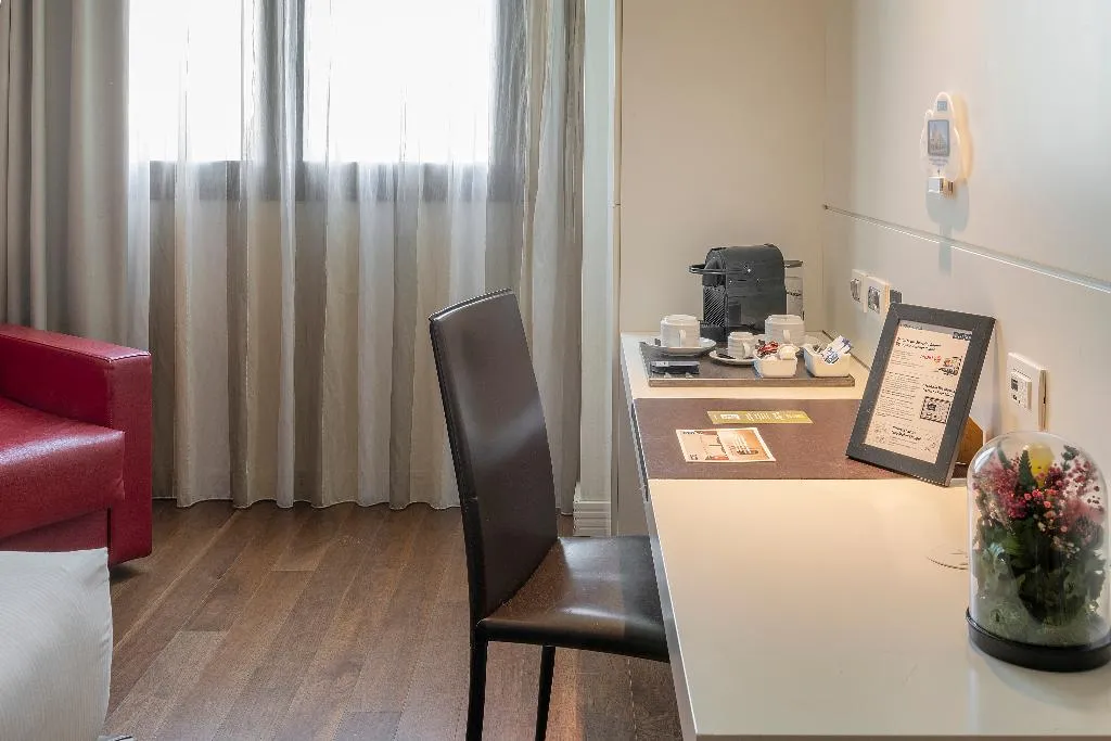 DOUBLE SINGLE USE SUPERIOR Room, H10 Roma Citta, Rome