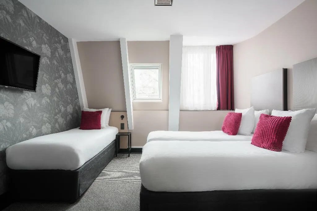 TRIPLE STANDARD Room, Krisotel, Amsterdam