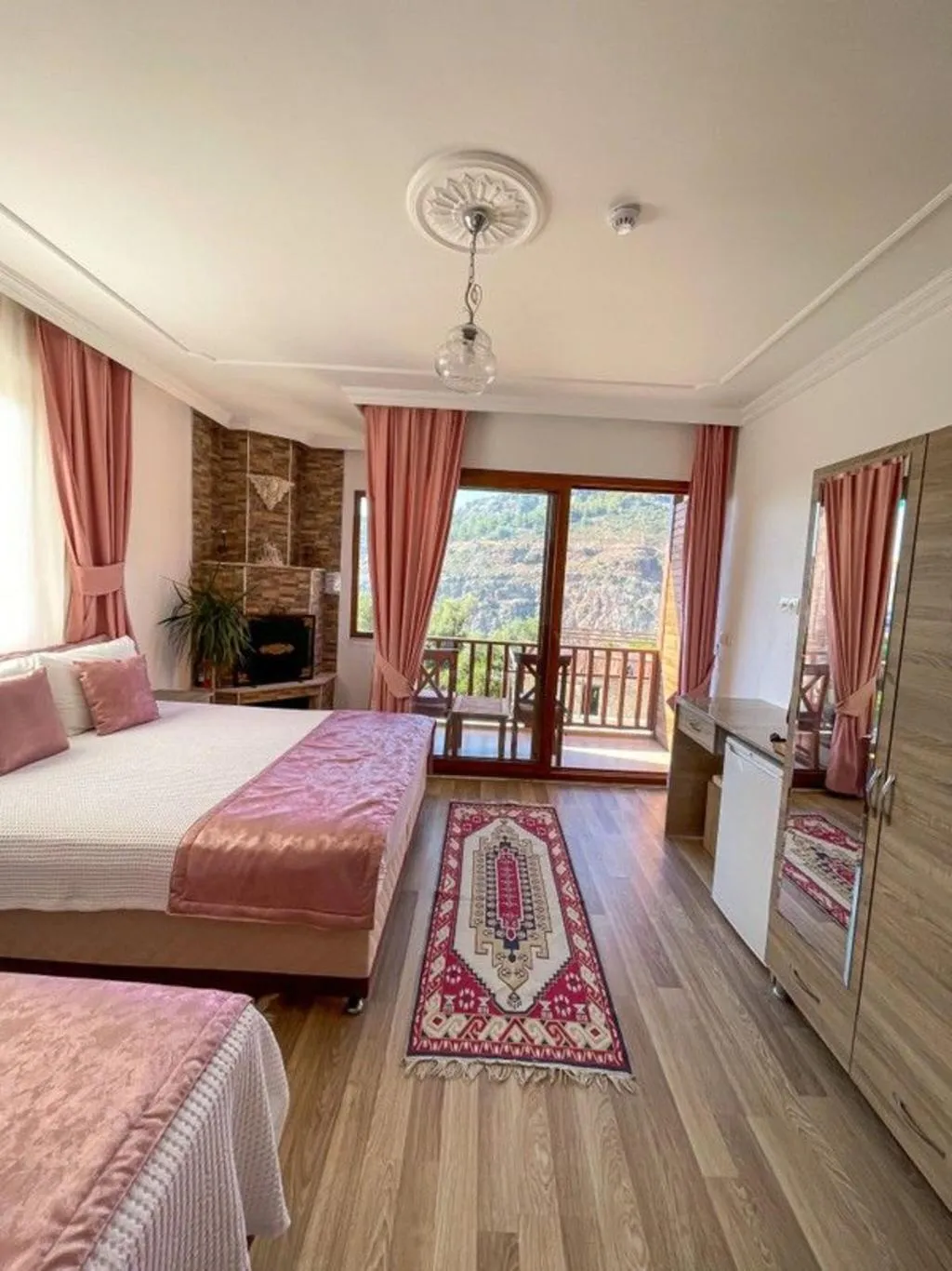 Room TWO KING BEDS Room, Faralya Misafir Evi, Dalaman