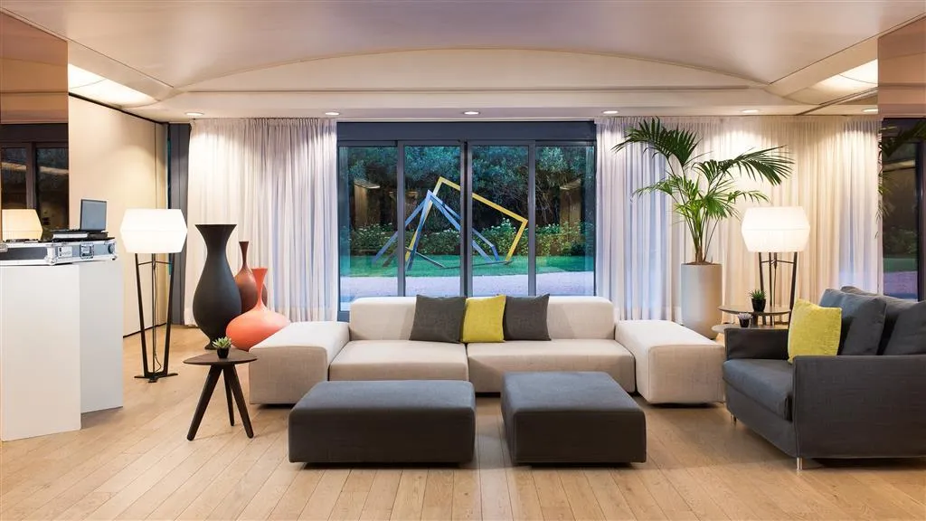 Lobby, Sheraton Lake Como, Milan
