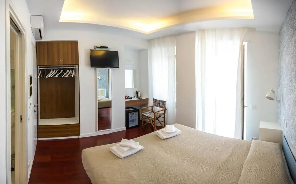 General view, Relais Trastevere, Rome