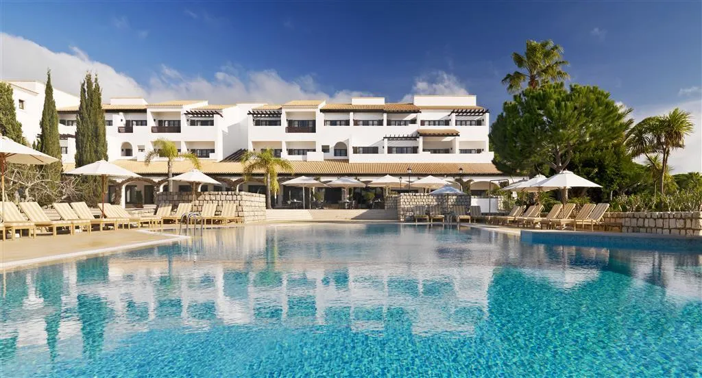 Pool, Pine Cliffs Hotel, a Luxury Collection Resort, Algarve