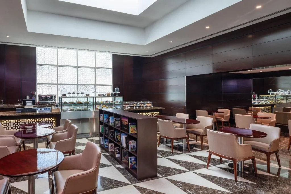 Restaurant, Four Points by Sheraton Sharjah, Dubai