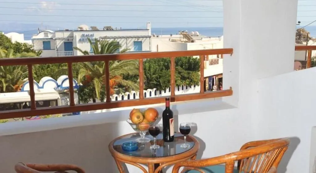 APARTMENT ONE BEDROOM Room, Sunflower ApartHotel, Santorini