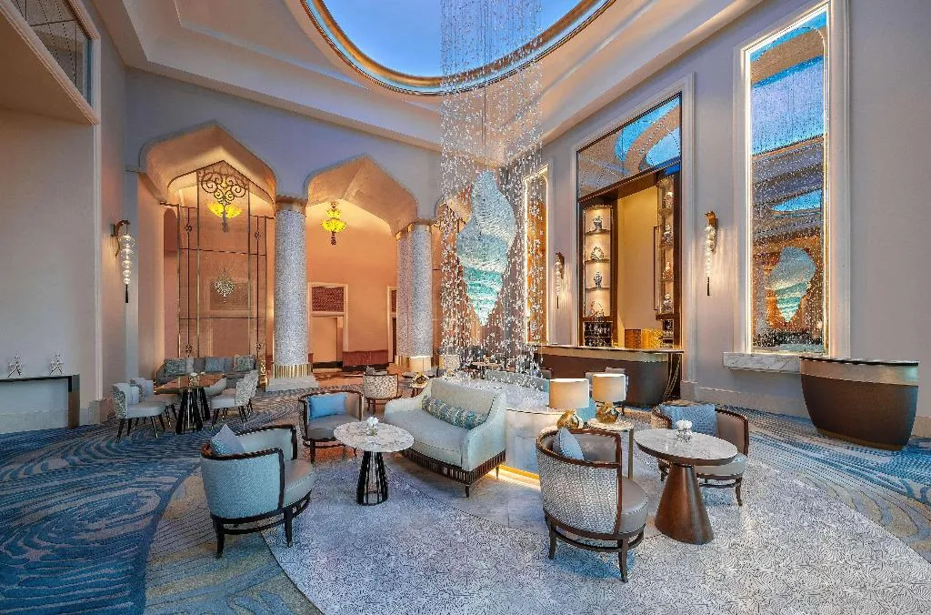 Lobby, Atlantis The Palm, Dubai