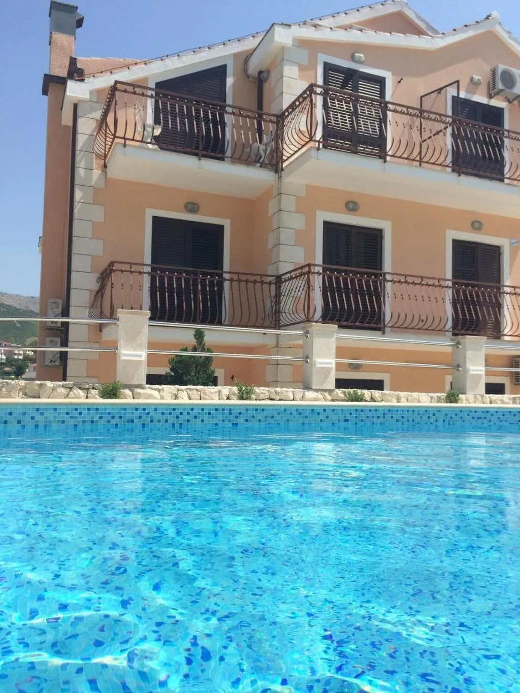 Sports and Entertainment, Bed & Breakfast Senator, Split