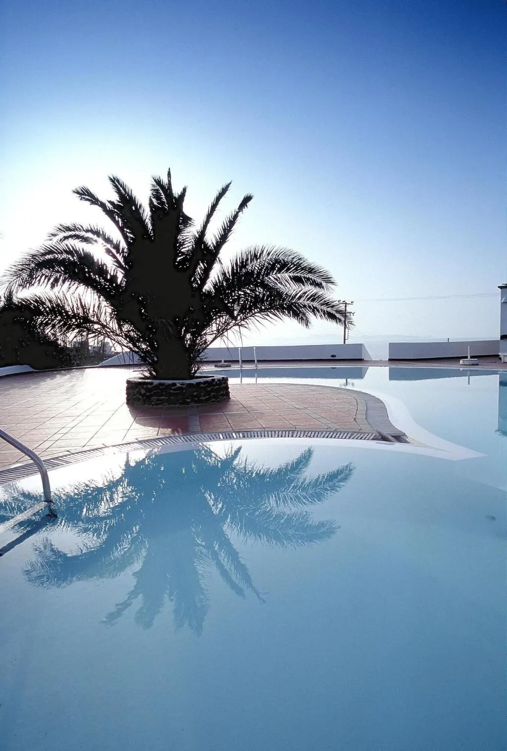 Pool, Anemomilos, Santorini