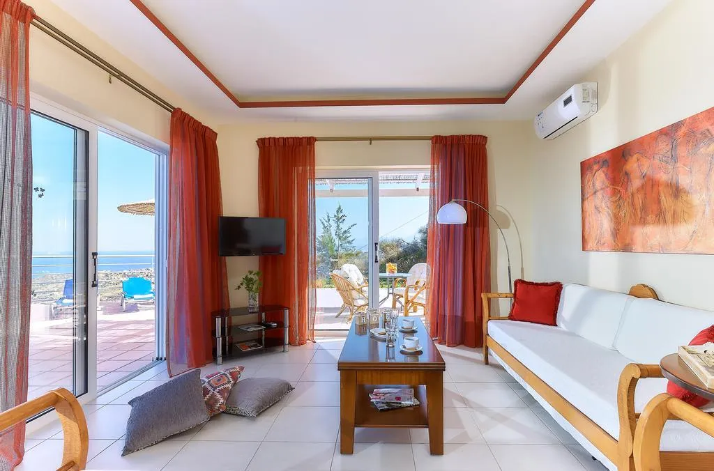 APARTMENT WITH PRIVATE POOL Room, Nymphes Luxury Apartments, Crete