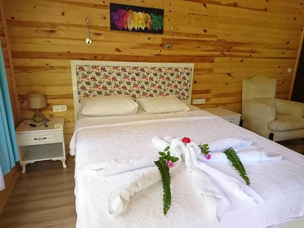 Room, Simge Pension, Antalya