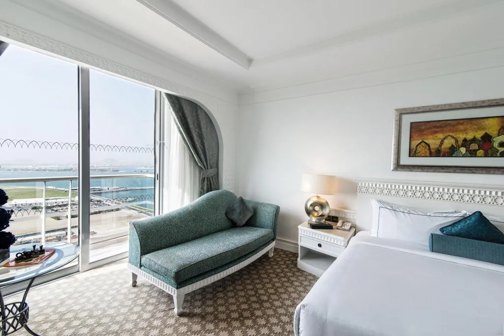 Room, Habtoor Grand Resort, Autograph Collection, Dubai