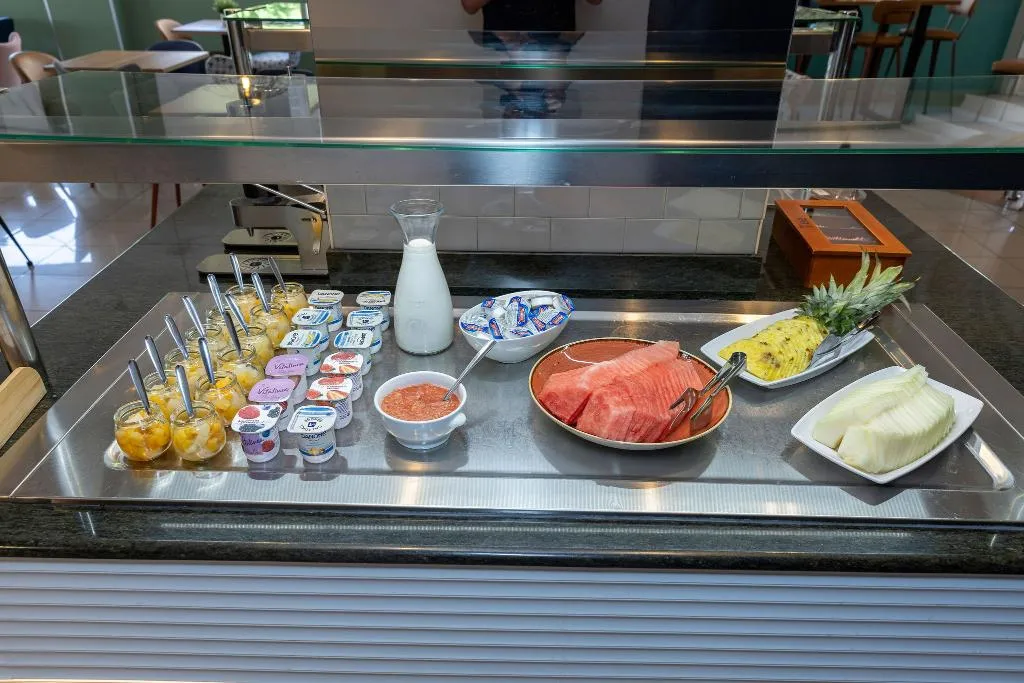 Restaurant, Travelodge Alicante Puerto, Costa Blanca