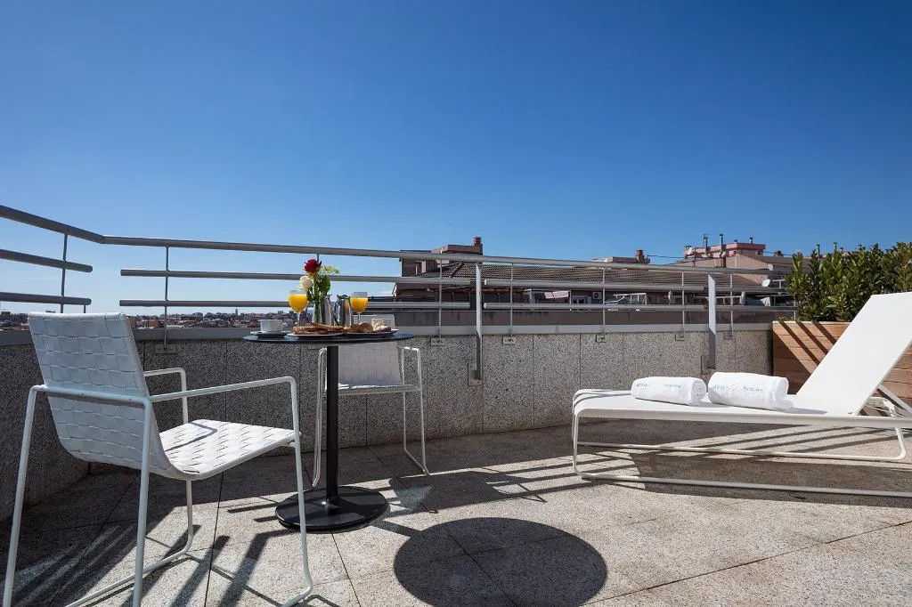 DOUBLE EXECUTIVE Room, Abba Sants, Barcelona