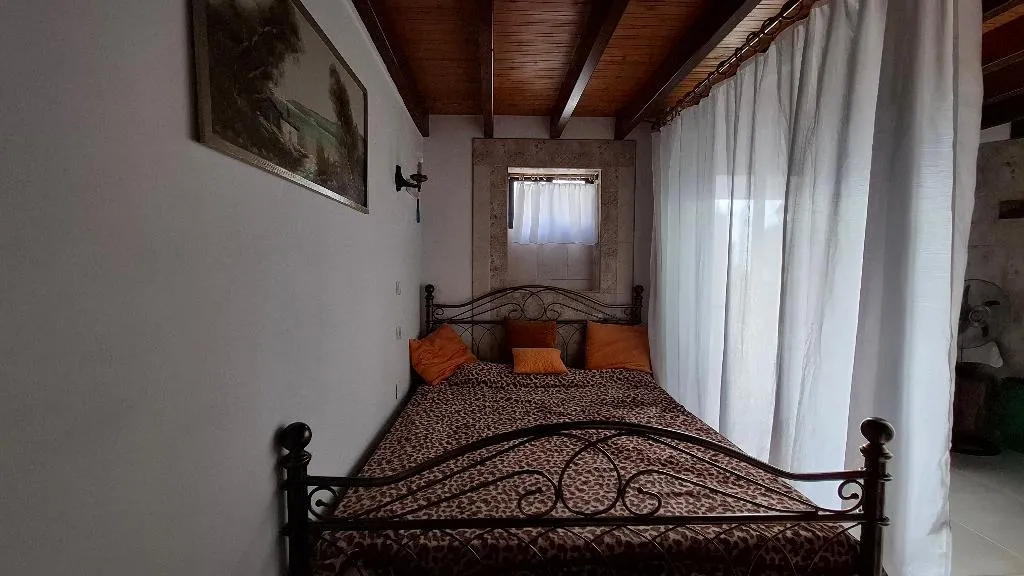 APARTMENT THREE BEDROOMS ONE BATHROOM Room, Castellino Studios, Rhodes