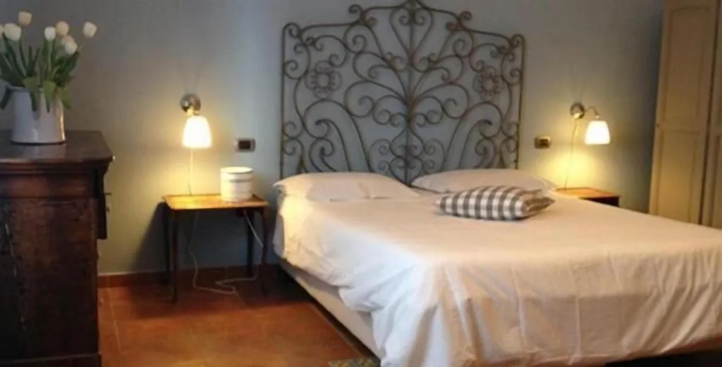 Room, Agriturismo Il Convento, Naples
