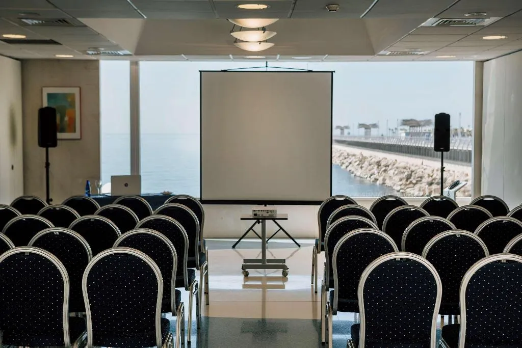 Conferences, Suit d M correct code to use 3695, Costa Blanca