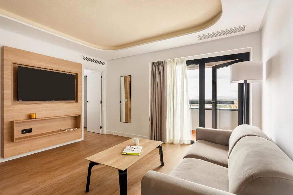 APARTMENT ONE BEDROOM Room, B48 Valencia Feria, Valencia