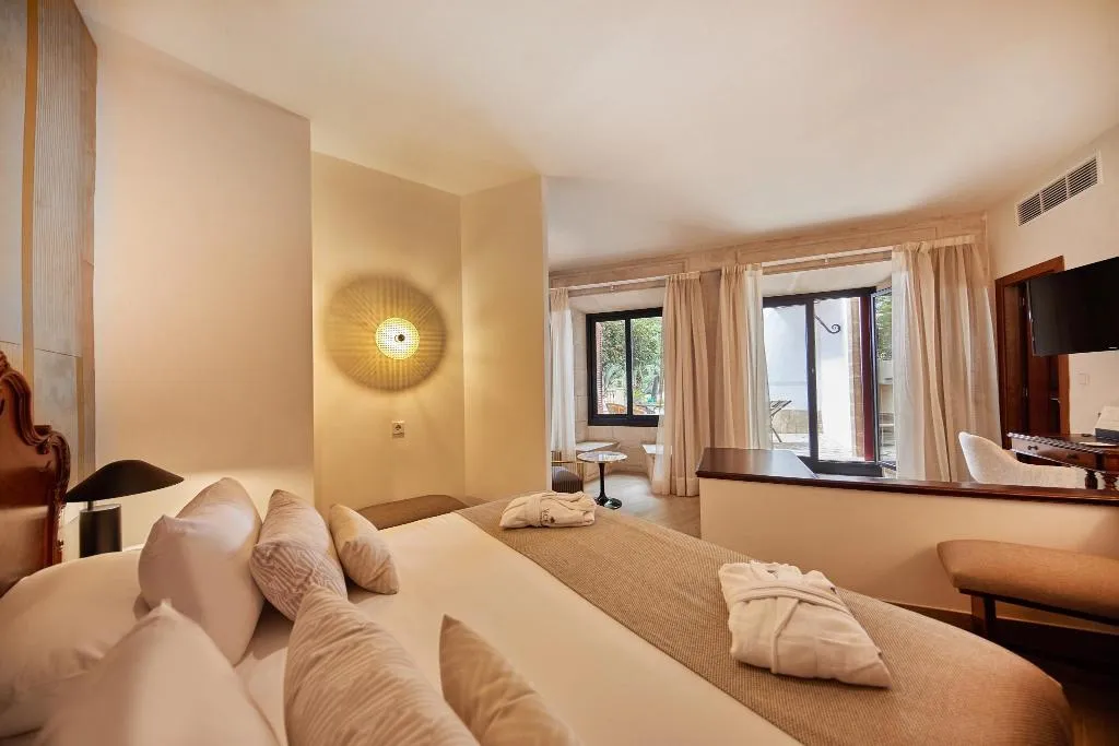 Room, Secrets Mallorca Villamil Resort & Spa Only Adults, Majorca