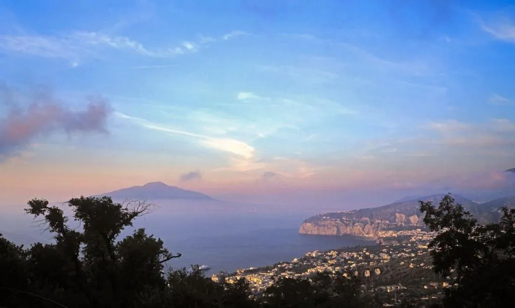 General view, Grand Hotel Hermitage & Villa Romita, Naples