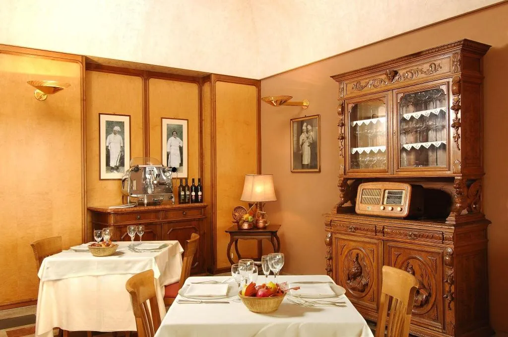 Restaurant, Cacciani Giadrina, Rome