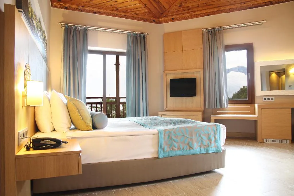 DOUBLE STANDARD Room, Club & Hotel Letoonia, Dalaman