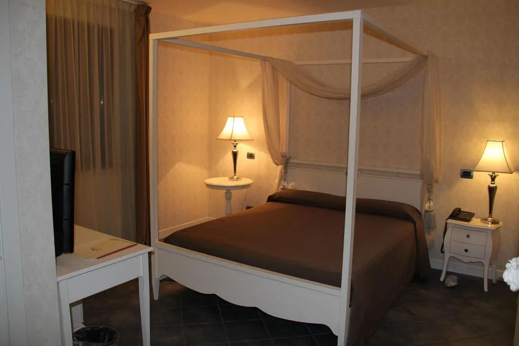 Room, Marina Holiday, Palermo
