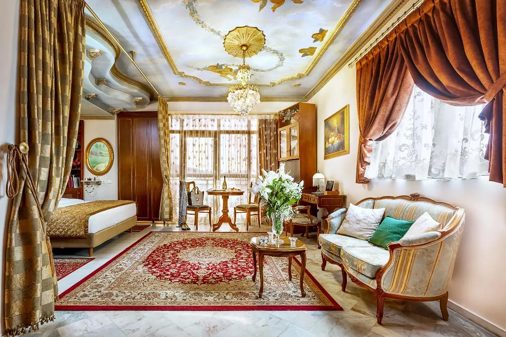 JUNIOR SUITE CITY VIEW Room, Imperial Palace | Classical Hotel Thessaloniki, Halkidiki