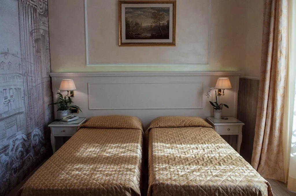 Room, Palladium Palace, Rome