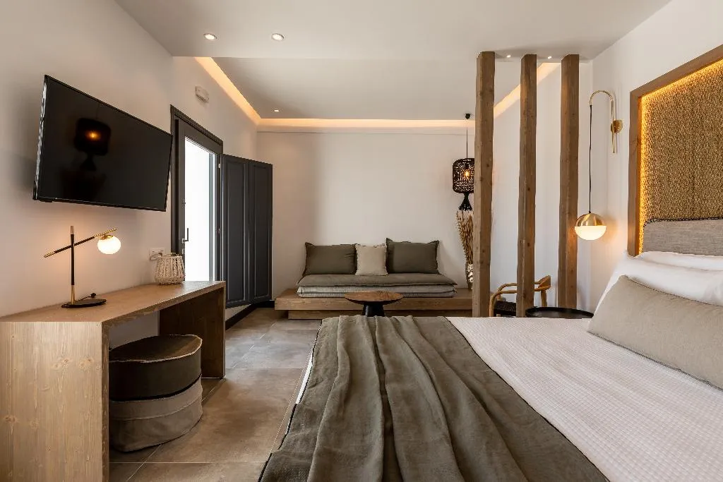 JUNIOR SUITE LUXURY Room, Vineyard Exclusive Suites, Santorini