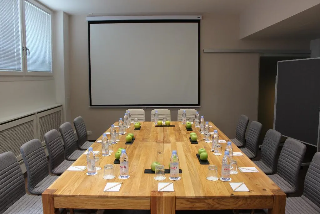 Conferences, New Orly, Alghero