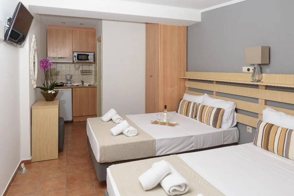 STUDIO STANDARD Room, Ammos Beach & Studios, Thessaloniki