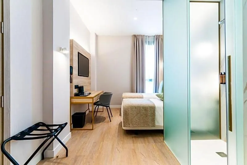 Room, Hotel Malaga Vibes, Costa Del Sol