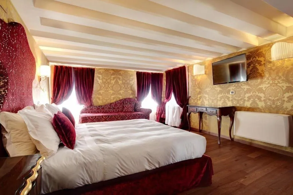 Room, Casanova, Venice
