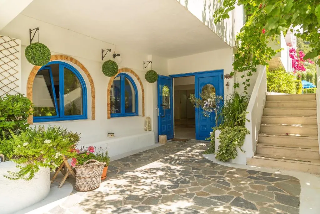 Lobby, Nathalie, Rhodes