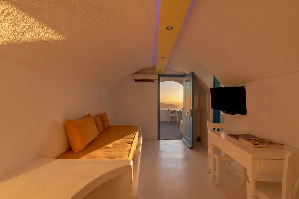 Room, Abyssanto Suites & Spa, Santorini
