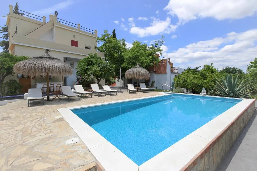 Sports and Entertainment, Casa De Orange, Costa Del Sol