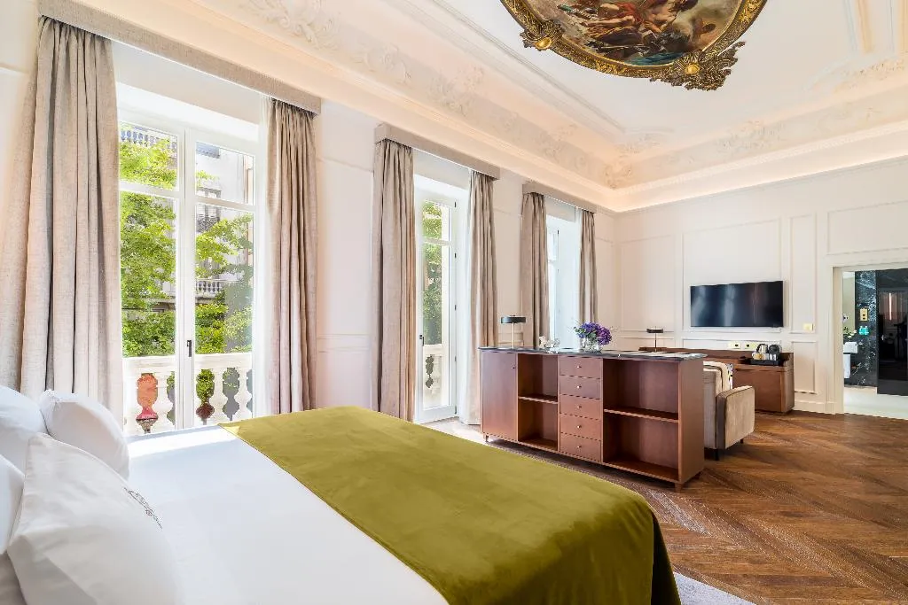 Room, Palacio Gran Via, A Royal Hideaway Hotel, Andalucia