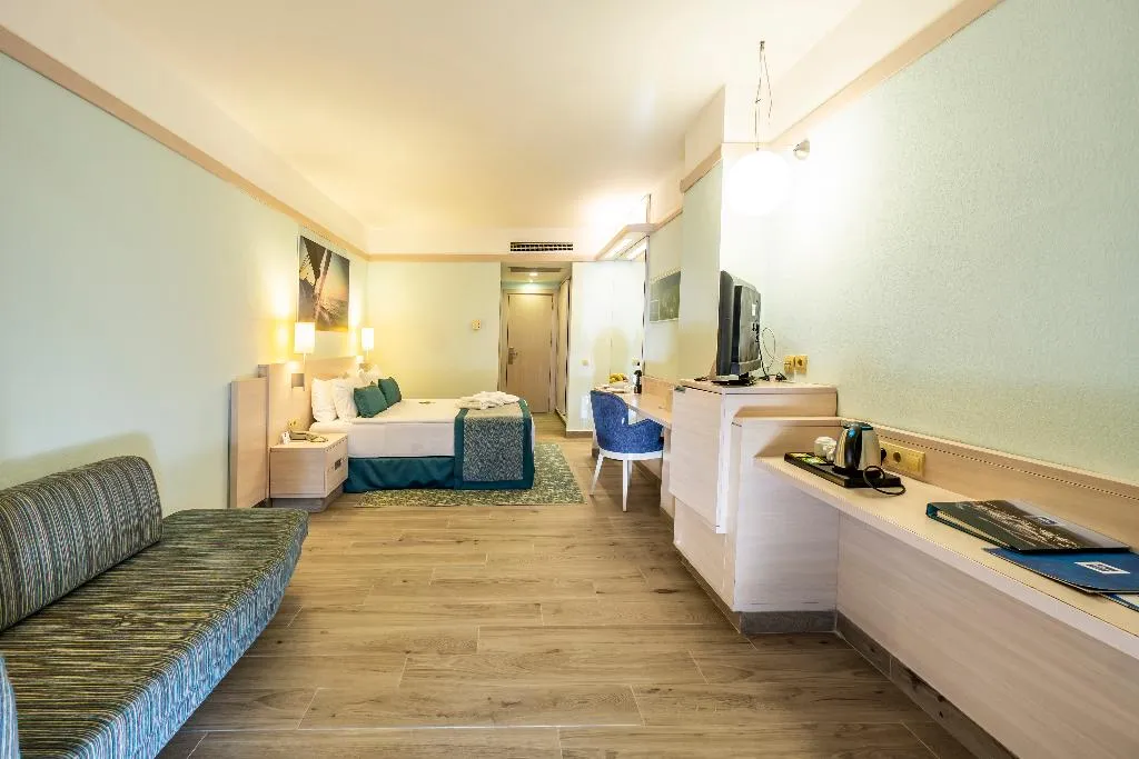 DOUBLE LAND VIEW Room, La Blanche Resort & Spa, Bodrum
