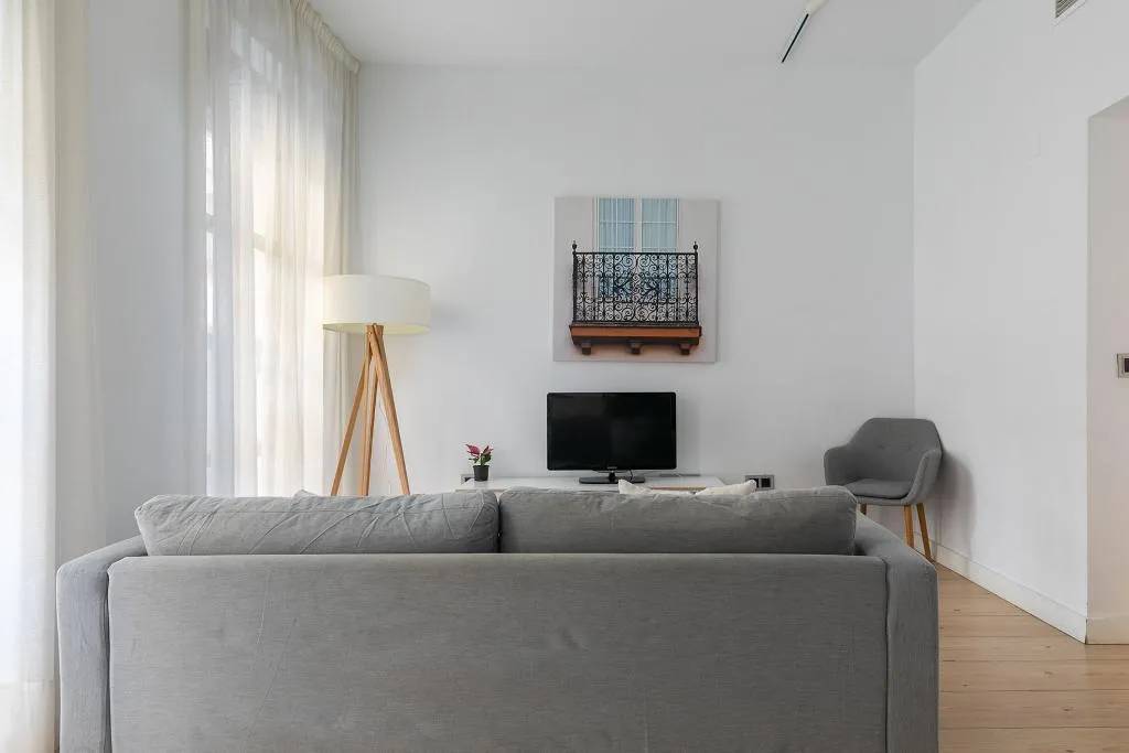 APARTMENT TWO BEDROOMS Room, Holiday Rentals Tempa Museo, Seville