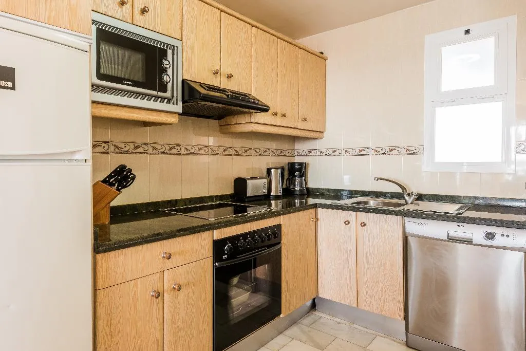 APARTMENT TWO BEDROOMS Room, Macdonald Dona Lola, Costa Del Sol