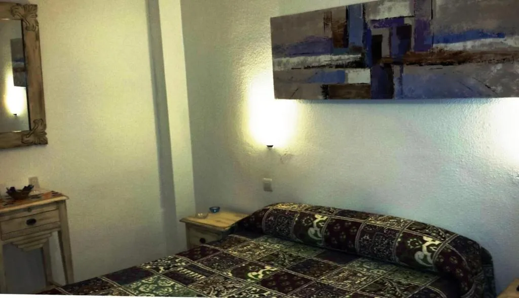 Room, Hostal Tres Soles, Costa Del Sol