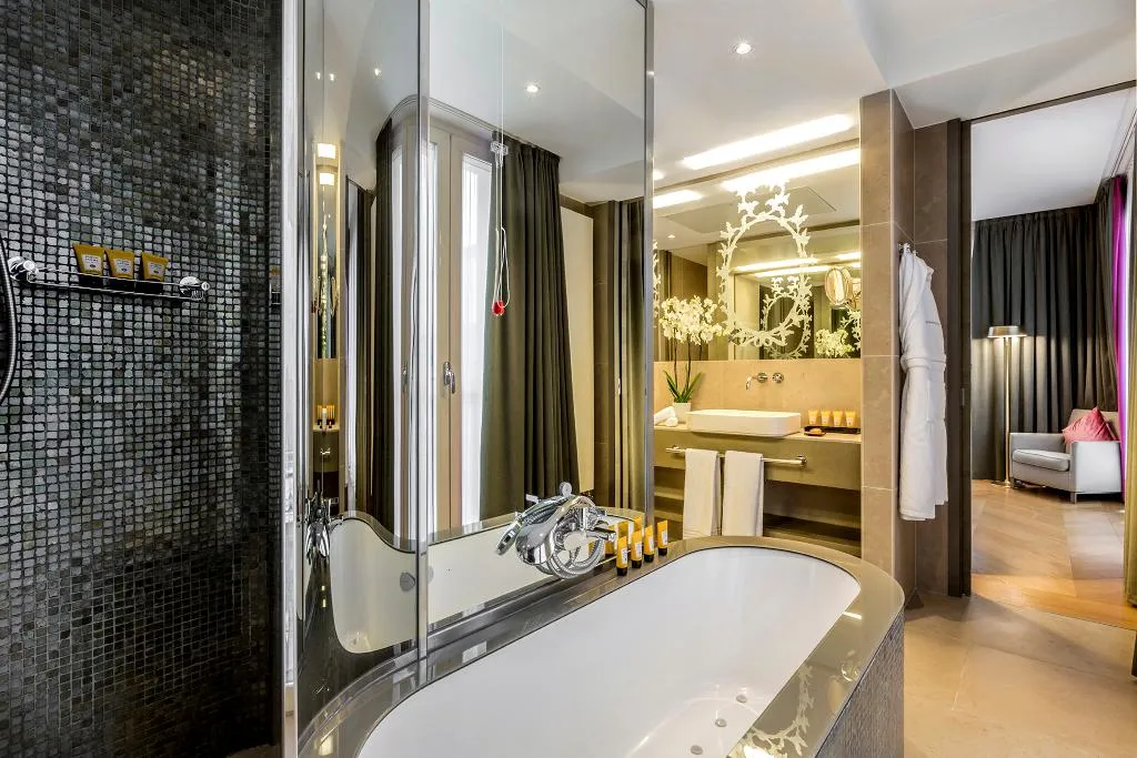 SUITE STANDARD Room, Rosa Grand Milano - Starhotels Collezione, Milan