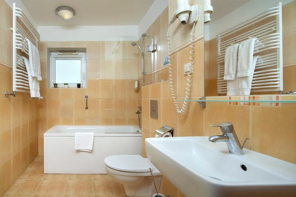DOUBLE DELUXE Room, Hotel Aqua Sopot - Destigo Hotels, Gdansk